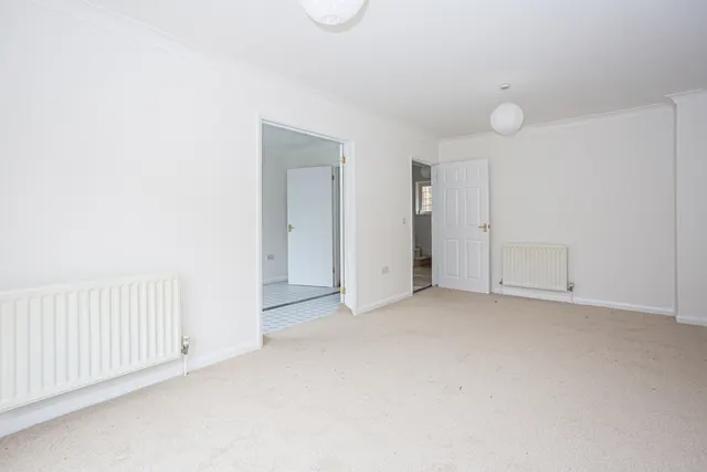 Photo 3 — Langford Close St. Albans AL4
