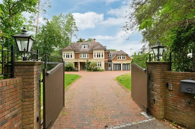 Windsor Road, Ascot, Berkshire, SL5 7LQ, photo 1