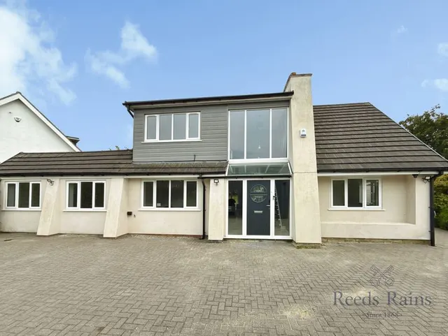 Seabridge Lane, Newcastle, ST5, photo 3