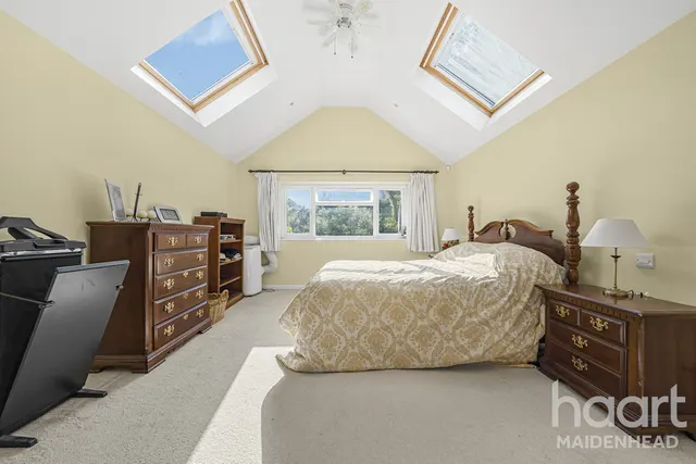 Ellington Road, Maidenhead, SL6, photo 2