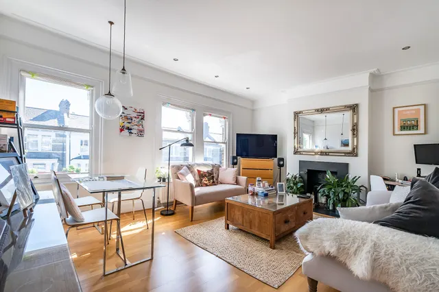 Fernhead Road, London, W9, photo 1