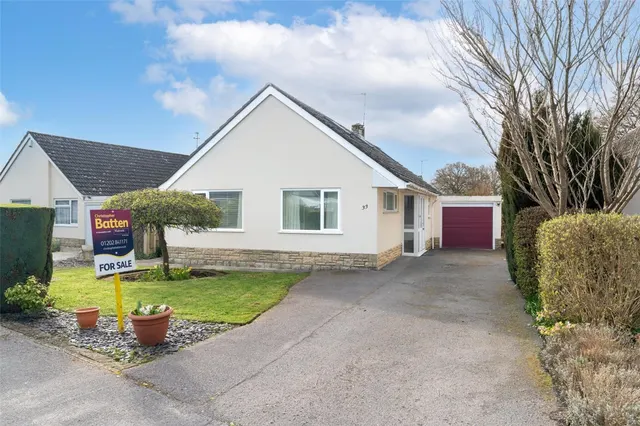 Cedar Drive, Wimborne, BH21, photo 1