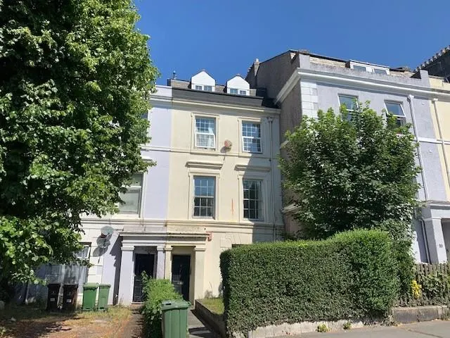 3 bedroom flat, North Road East, Plymouth