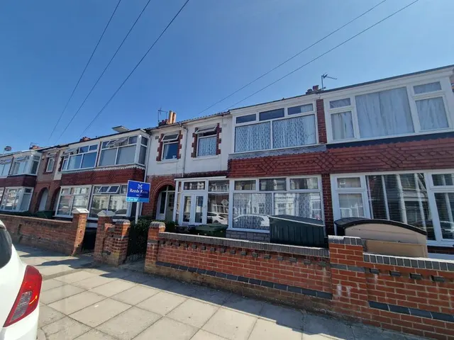 Magdalen Road, Portsmouth, Hampshire, PO2, photo 1