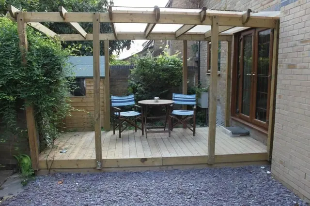 Photo 3 — Gunwhale Close, London SE16 6BS
