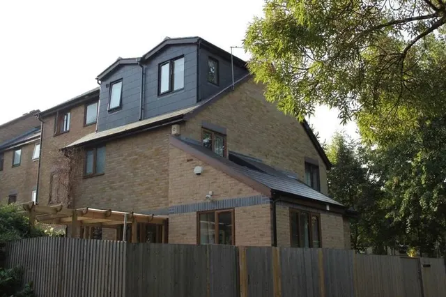 Gunwhale Close, London SE16 6BS, photo 1