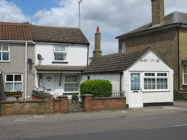 Dartford Road, March, photo 1
