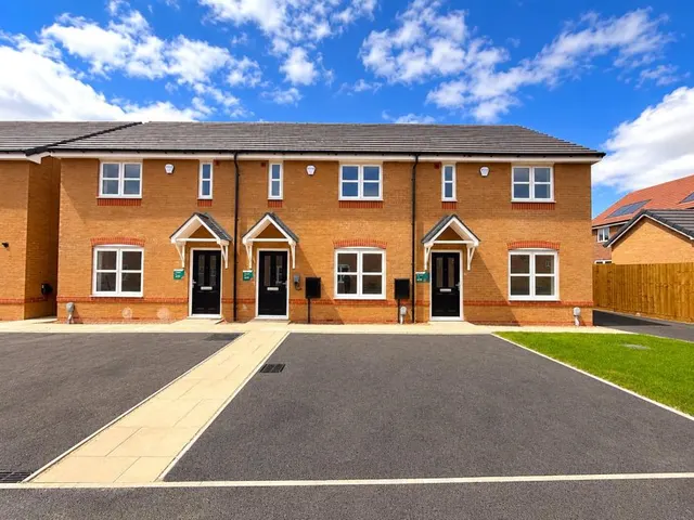 Tattershall Road, Bedworth, CV12, photo 1