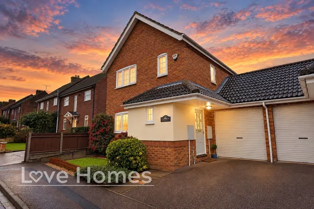 Whitehall, Lidlington, photo 1