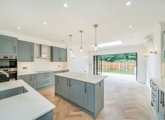 Links Road, Tooting, SW17, photo 1