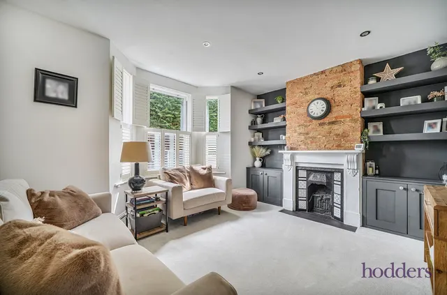 Chertsey Road, Addlestone, KT15, photo 2