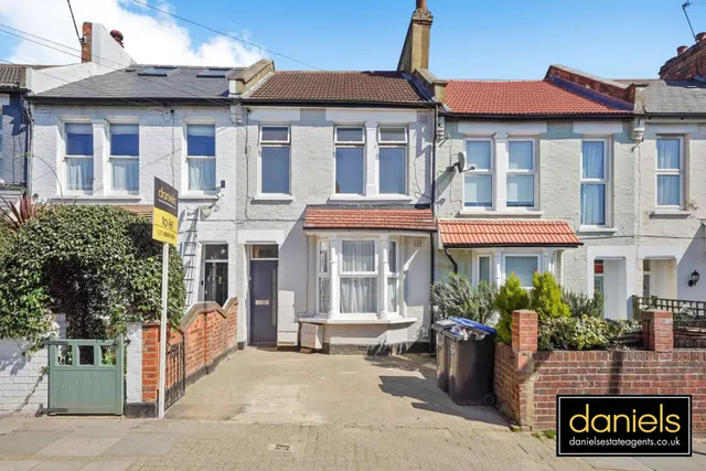Rucklidge Avenue, Harlesden, NW10, photo 2