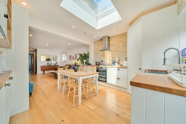 Burrage Grove, SE18, photo 1