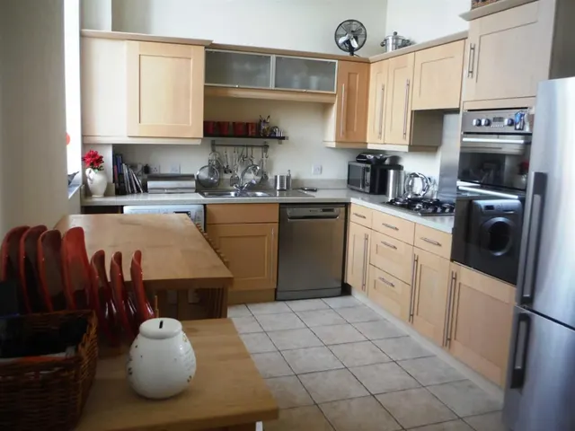 Hillier Road, Devizes, SN10, photo 3