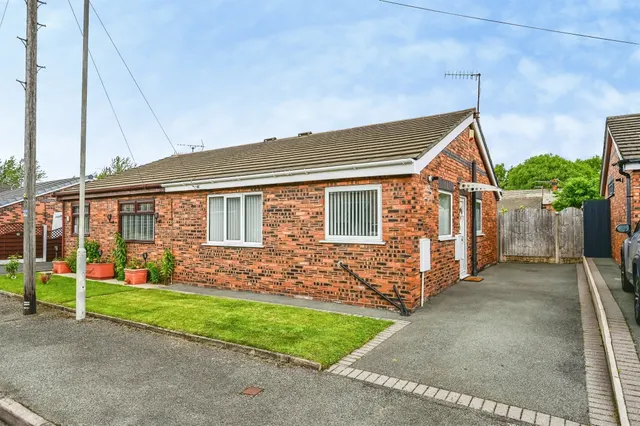 Almond Court, Liverpool, photo 1