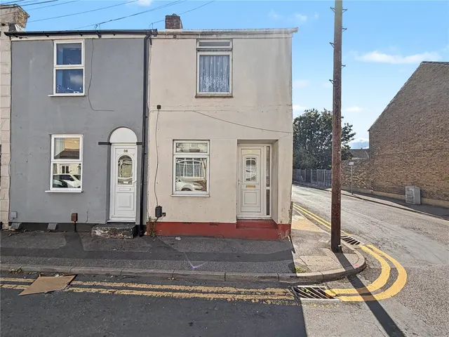 Burnt Oak Terrace, Gillingham, ME7, photo 1