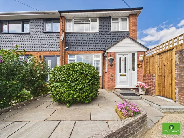 Fox Close, Romford, RM5, photo 1