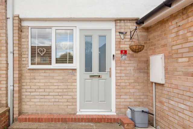 Barry Avenue, Bicester, photo 2