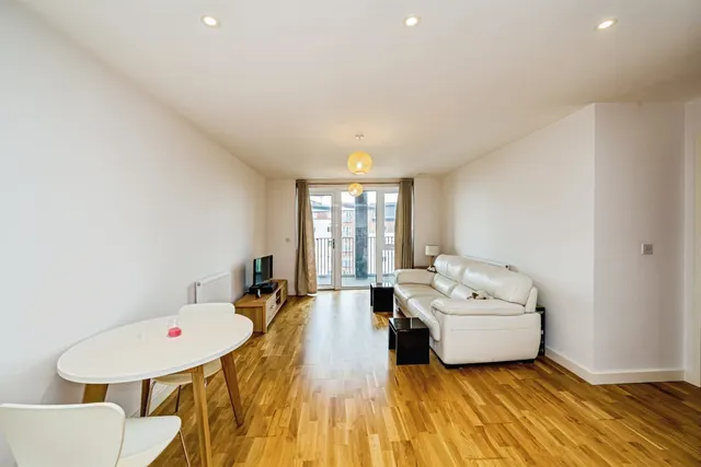 Windsor Road, Slough, SL1, photo 2