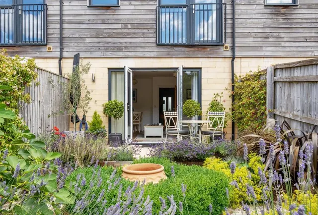 Red Lion Lane, Bath, BA2, photo 1