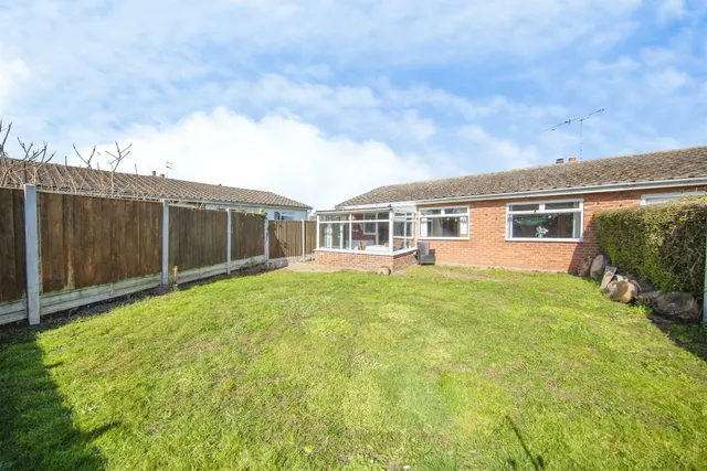 Photo 2 — Sparrows Herne, Clacton-On-Sea