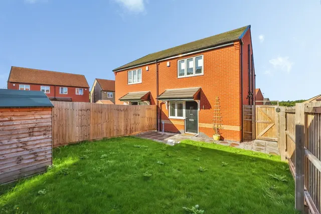 South Lake Close, Bestwood Village, NG6, photo 2