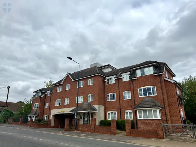 Chilton Place, Park Street, Aylesbury, HP20 1AD, photo 1