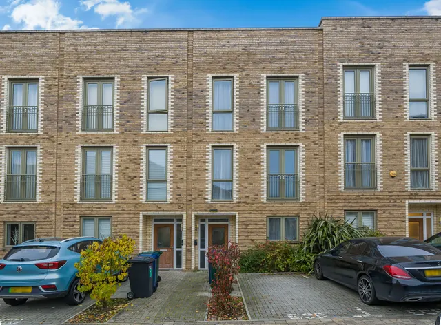 21 Coxwell Boulevard, London, photo 1