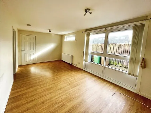 Forres Drive, Glenrothes, KY6, photo 2