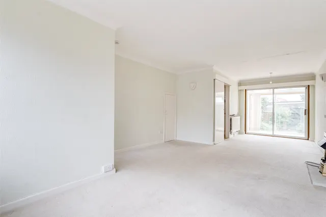 Barbary Lane, Ferring, BN12, photo 2