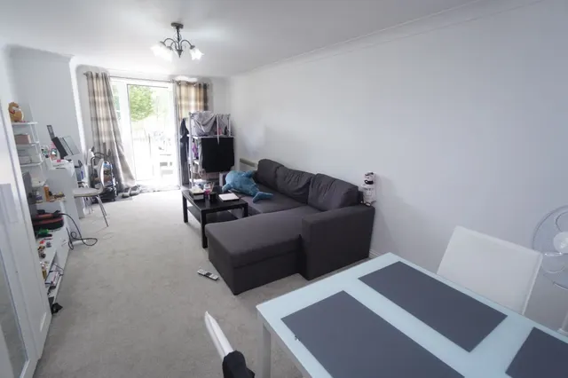 Princes Gate, High Wycombe, HP13, photo 3