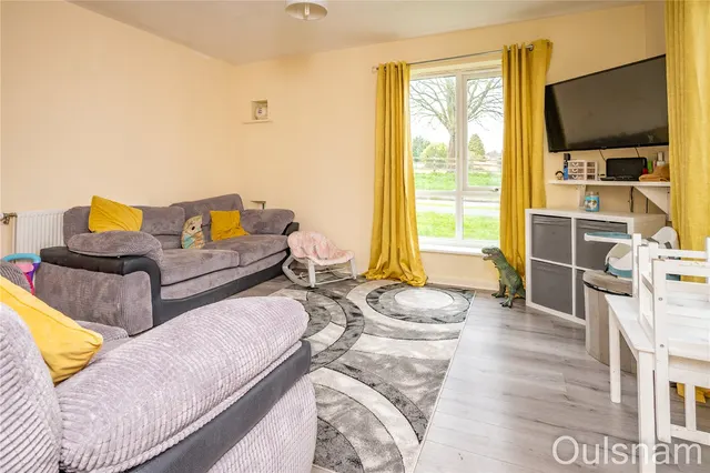 Photo 2 — Arlingham Avenue, Bromsgrove, Worcestershire, B61 8AP
