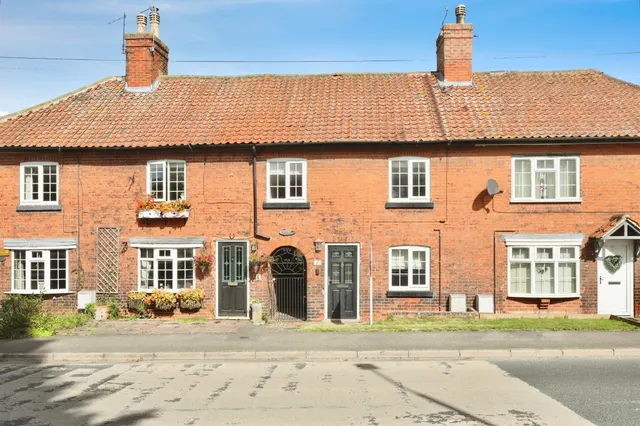 Shop Row, Barnby Moor, Retford, photo 1