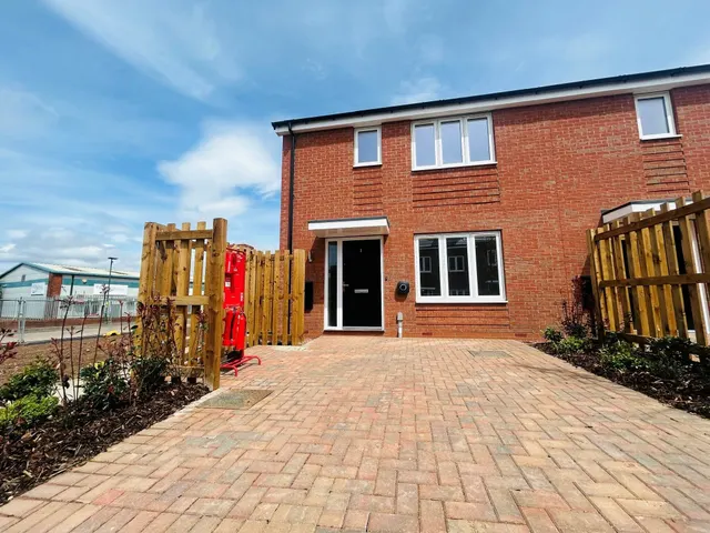 Brass Lane, B16, photo 1
