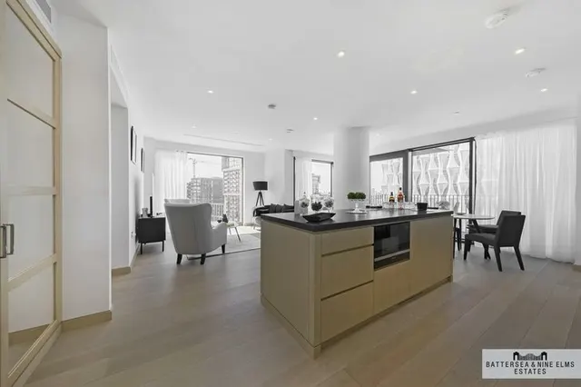 Embassy Gardens, SW11, photo 2