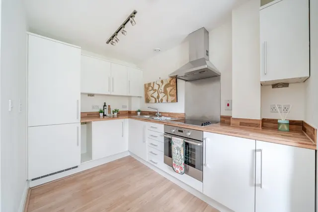 George Mathers Road, London, SE11, photo 1