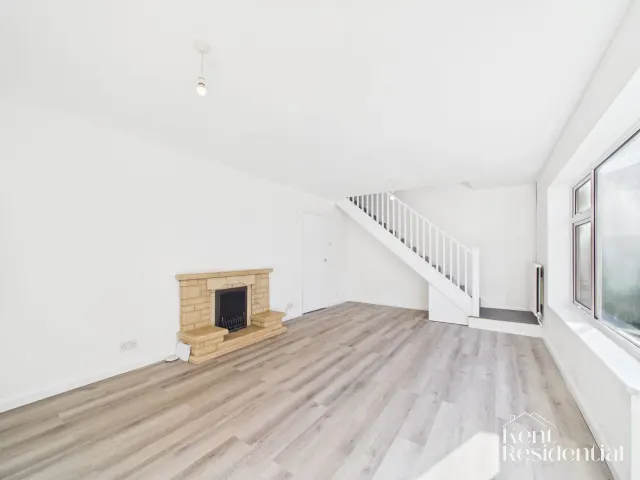 Pickering Street, Loose, ME15, photo 3
