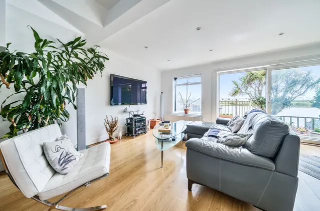 Brighton Road, Lancing, BN15, photo 3