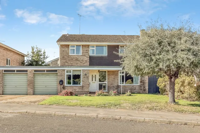 Lea View, Ryhall, PE9, photo 1
