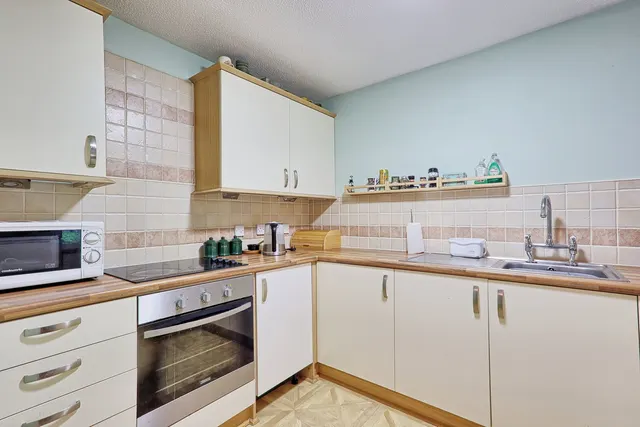 Uplands Road, Warley, CM14, photo 2