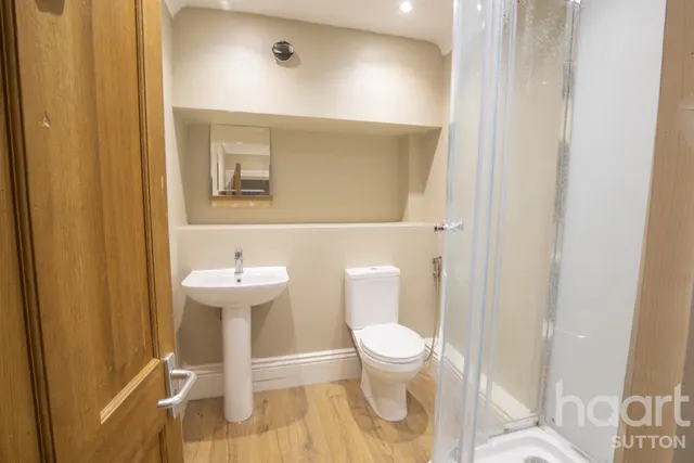 Oakhurst Rise, SM5, photo 3