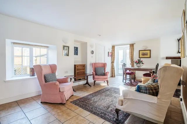 South Street, Milborne Port, DT9, photo 2