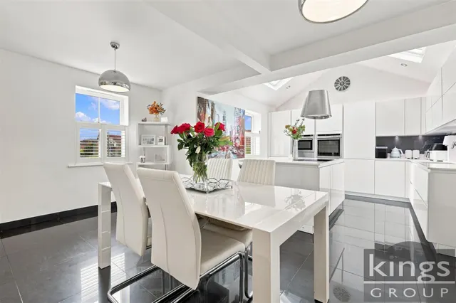 Chelsea Gardens, Harlow, photo 3