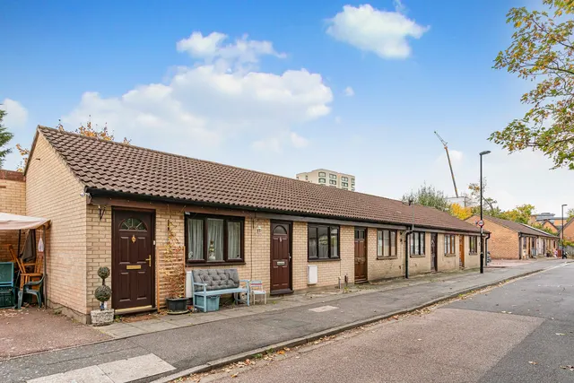 Camille Close, London, SE25, photo 3