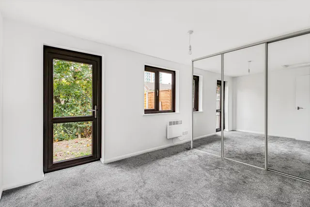 Camille Close, London, SE25, photo 1