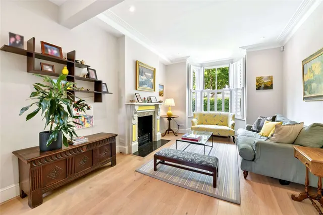 Petworth Street, London, SW11 4QR, photo 1