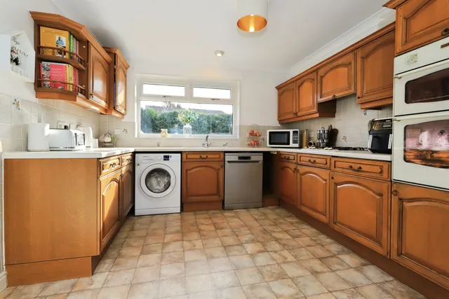 Waresley Park, Hartlebury, DY11, photo 3