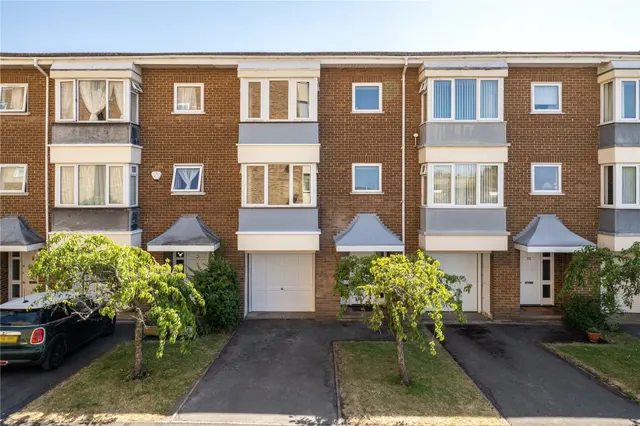 Evesham Road, Cheltenham, GL52, photo 1