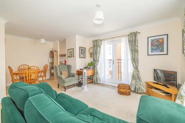 Old Watling Street, Canterbury, CT1, photo 3