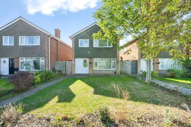 Sudeley Walk, Bedford, MK41, photo 1